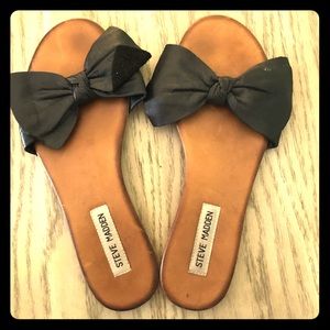 Steve Madden bow slip on flats. Super cute!